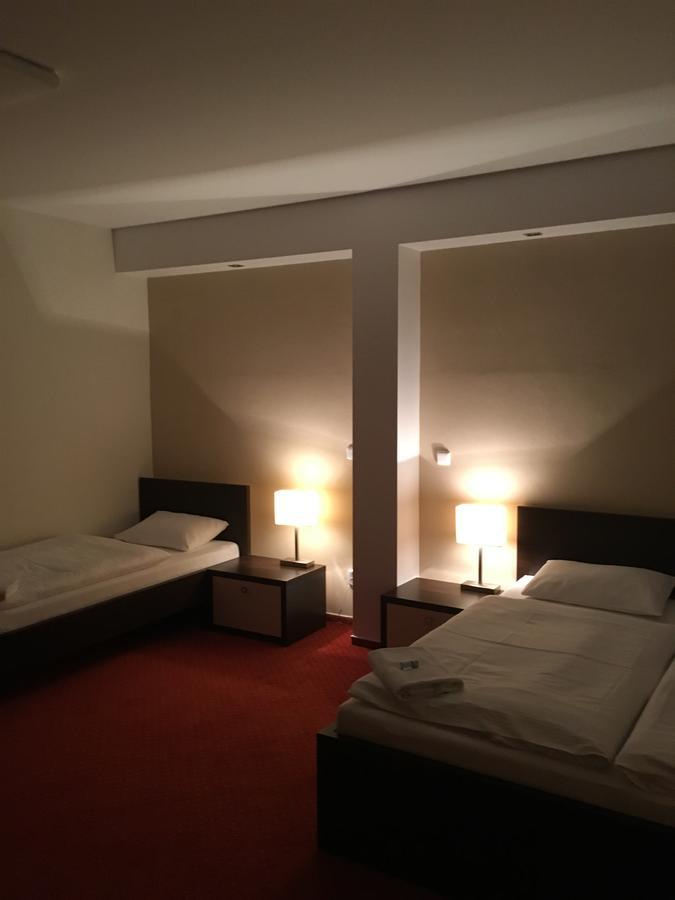 Penzion Hermina Veselí nad Moravou Exterior foto